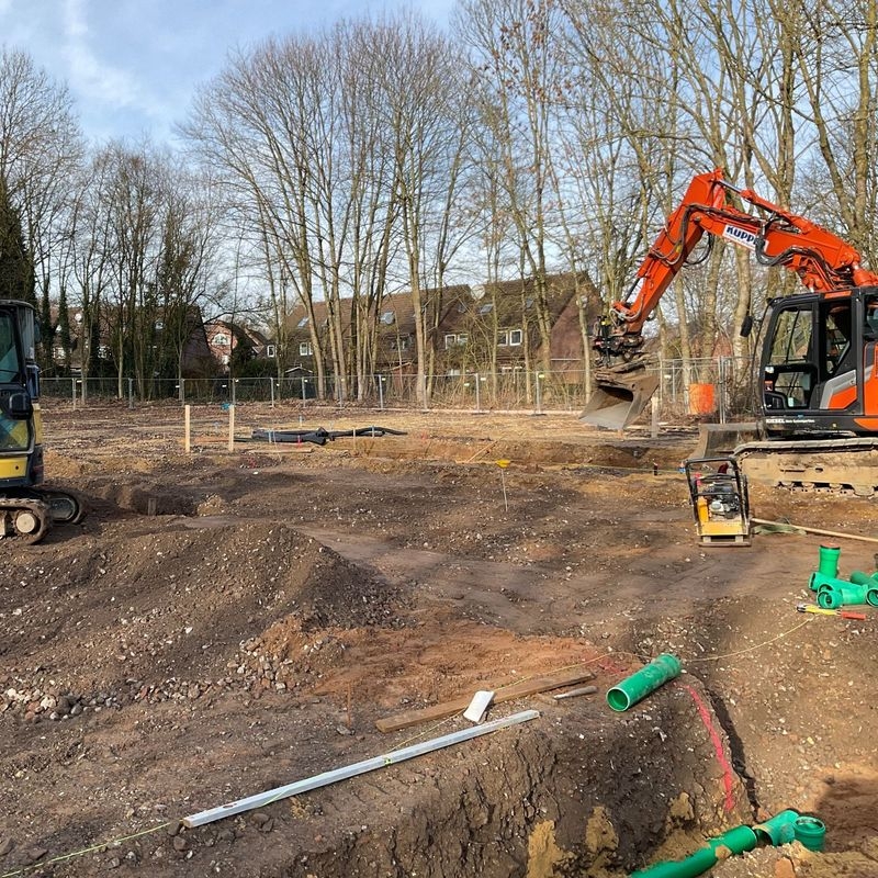 Baustelleneinrichtung mit Baggern